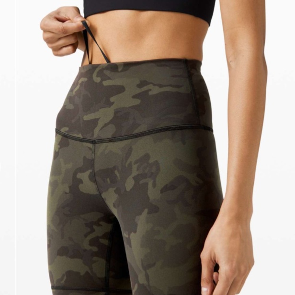 NWT Lululemon Wunder Train HR Camo Shorts - Picture 3 of 5